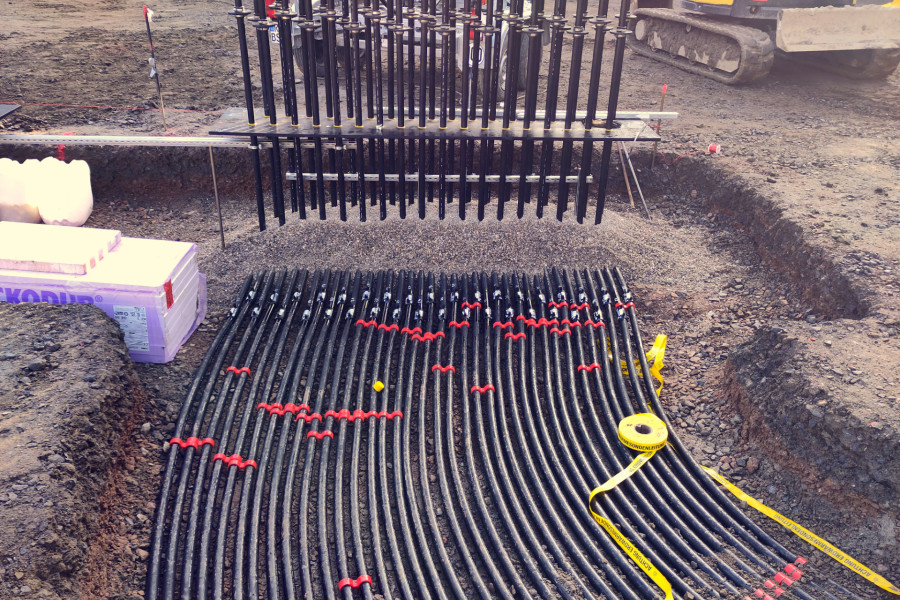 Vorbereitete Leitungseinführung und Bodenplattendurchdringung